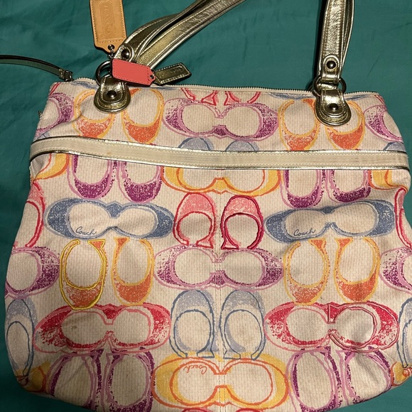 Signature Coach multicolor large shoulder handbag - Picture 2 of 5
